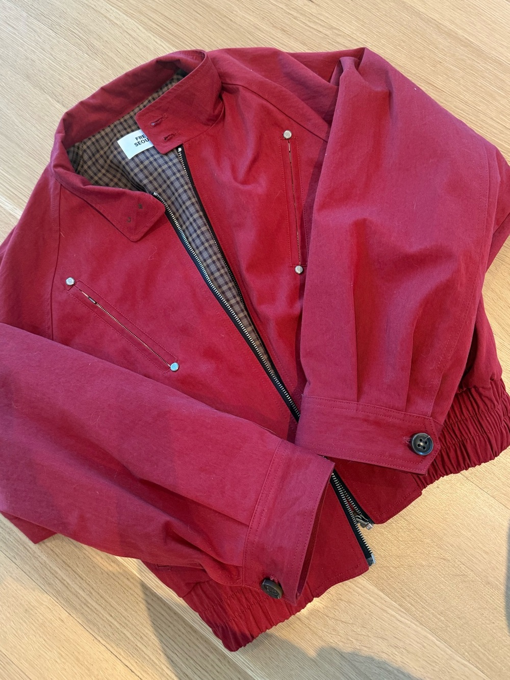 Shop Peche Red Jacket - Picture 3 of 7